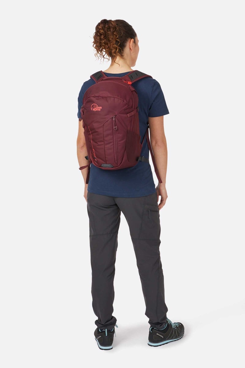 18l daypack top