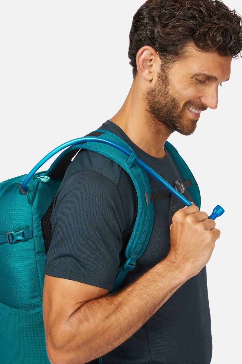 Lowe alpine edge 22 daysack store